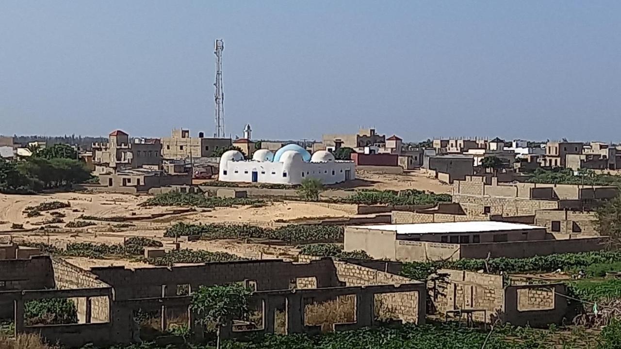La Maison Blanche Deni Biram Ndao Exteriör bild
