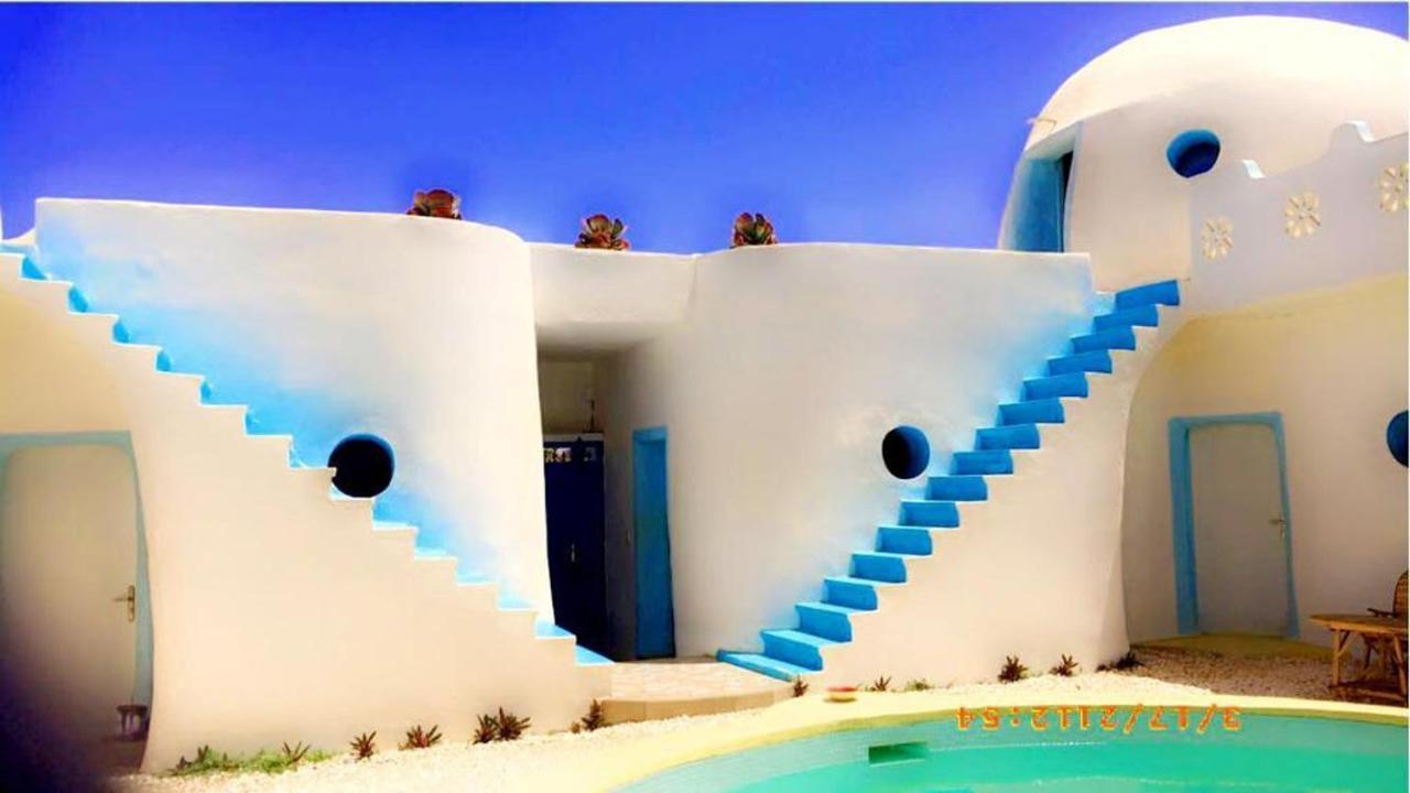 La Maison Blanche Deni Biram Ndao Exteriör bild