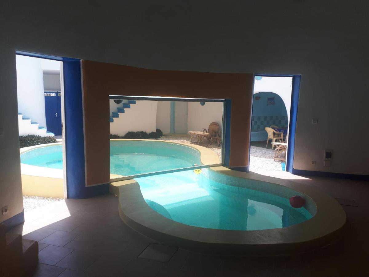 La Maison Blanche Deni Biram Ndao Exteriör bild